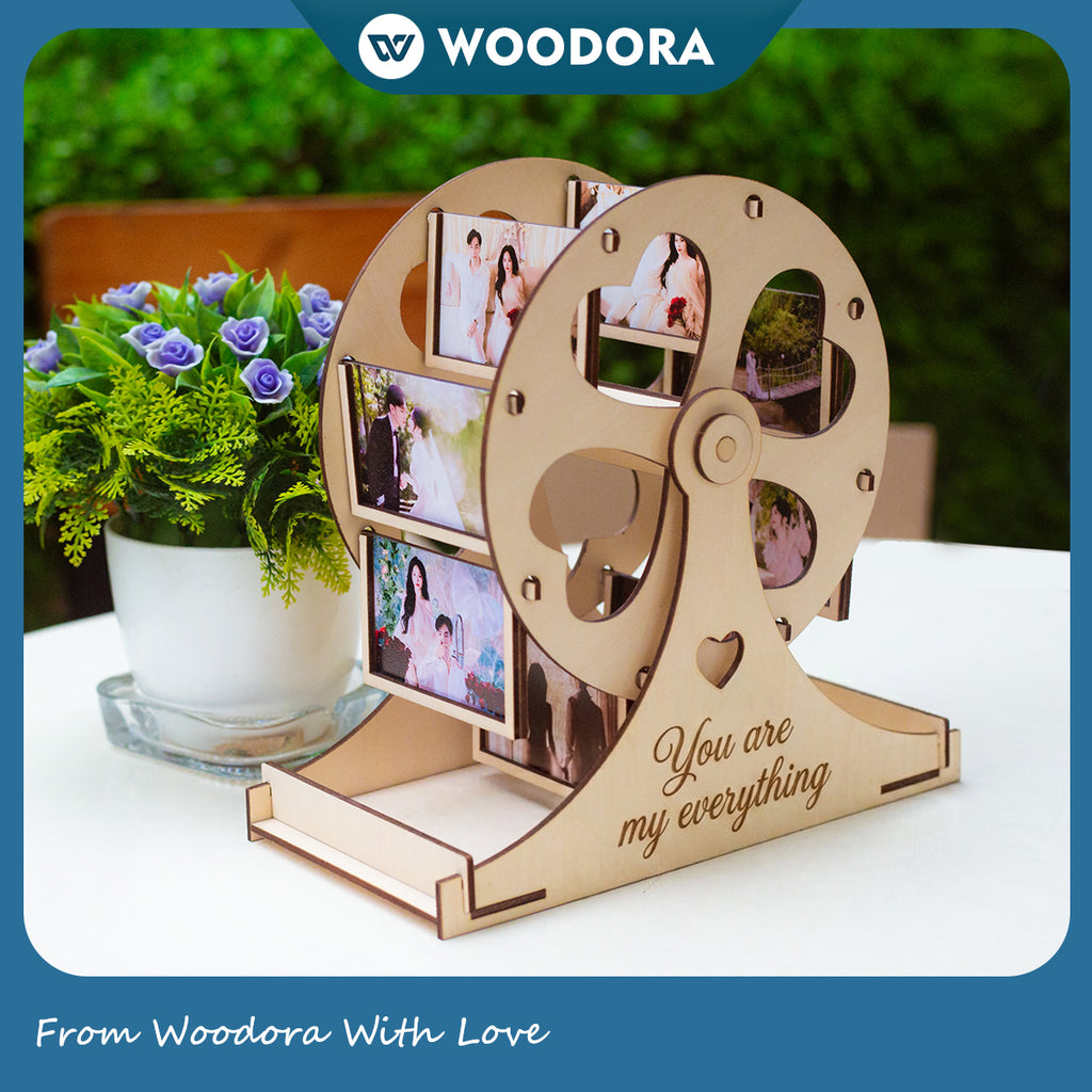 Personalized Ferris Wheel Photo Frame – Custom 8 Photos Rotating Display